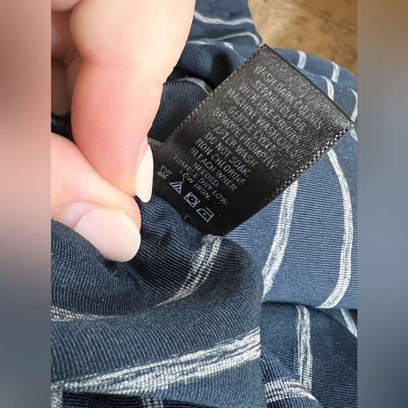 Men's Short Sleeve Moisture Resistant Navy/White Striped Activewear Golf Polo XL - Picture 5 of 6